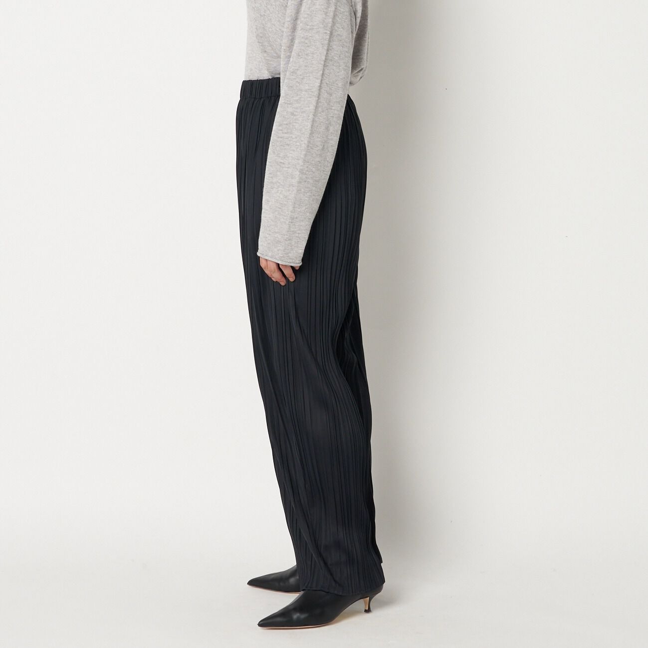 HELIOPOLE「HELIOPOLE PLEATED PANTS」|チノ|