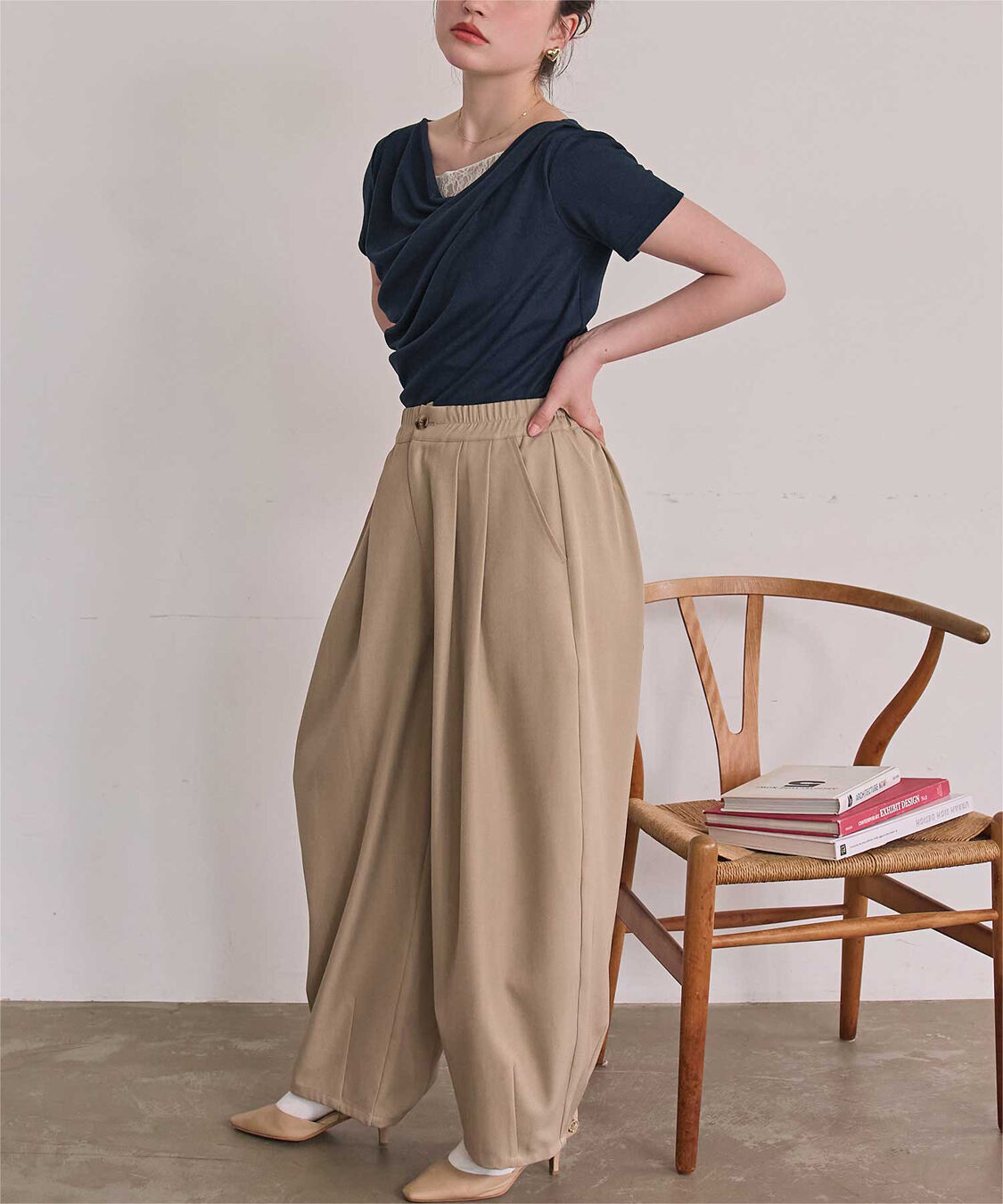titivate「オフショルダーハーフスリーブレースドッキングTシャツ」|Tシャツ・カットソー|