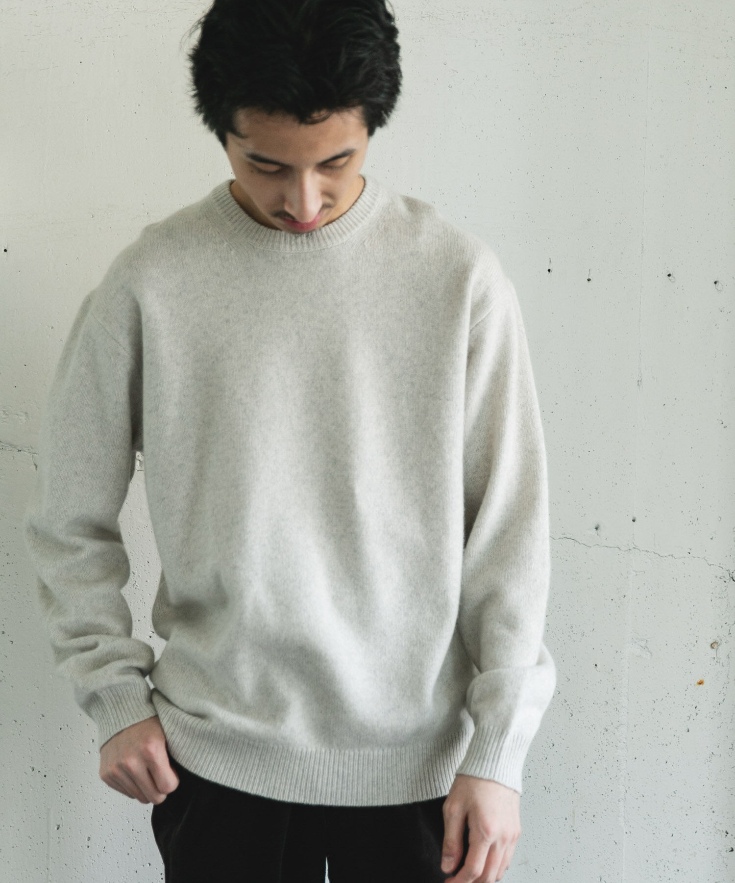 URBAN RESEARCH DOORS「ハミルトンウールクルーネックニット」|ニット・セーター|