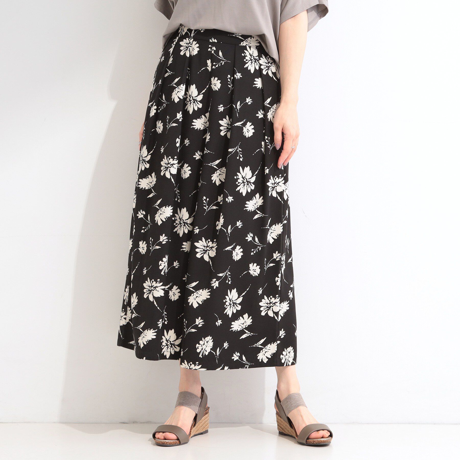 SHOO･LA･RUE「【S-LL/柄が選べる】品よく華やか 花柄アソートプリントスカーチョ」|その他|