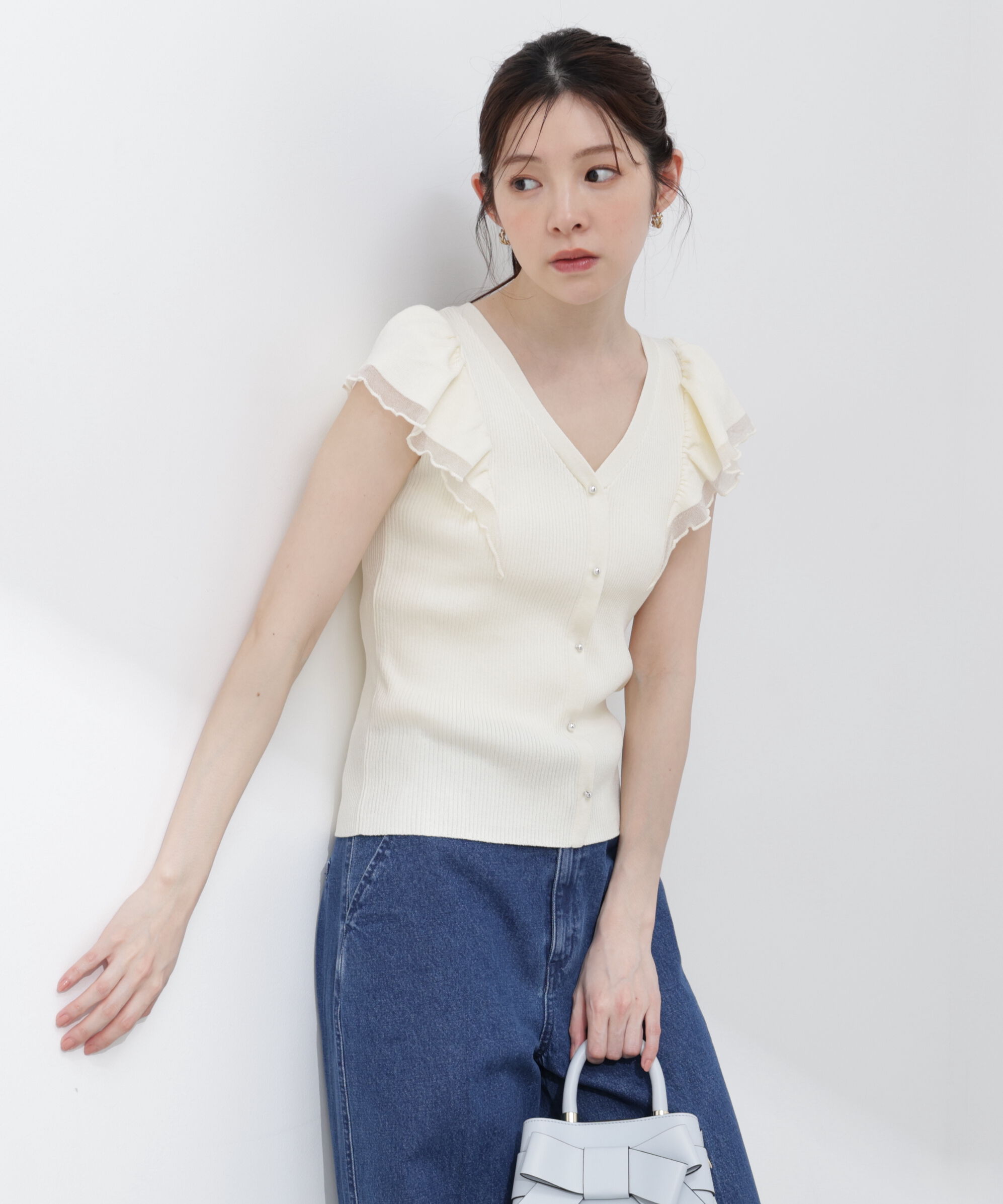 PROPORTION BODY DRESSING「部分シアーラッフルニット 26SS」|ニット・セーター|エクリュ1