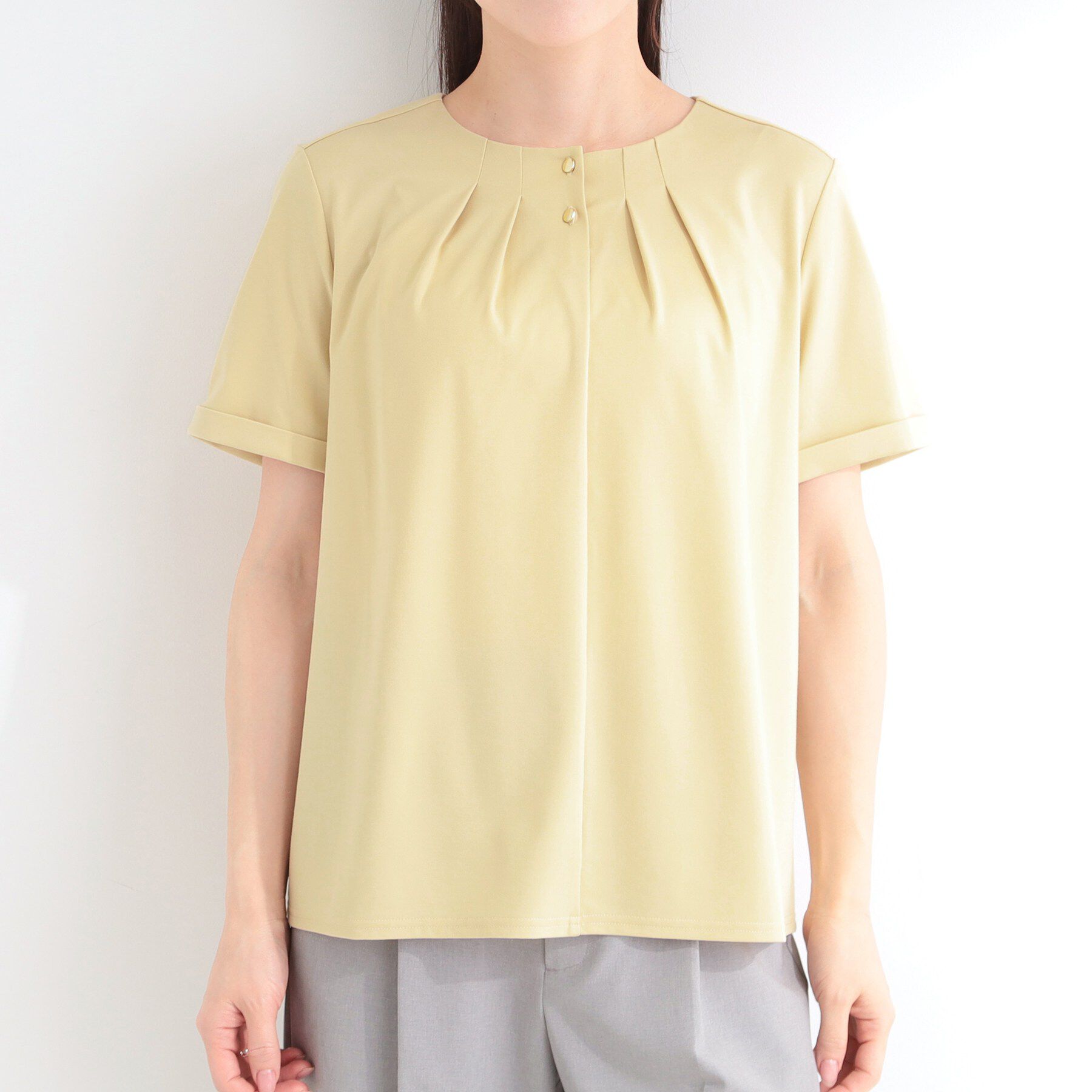 SHOO･LA･RUE「【洗濯後しわになりにくい/UV/S-LL】Tシャツ感覚できれい見え ひんやりタックTブラウス」|シャツ・ブラウス|