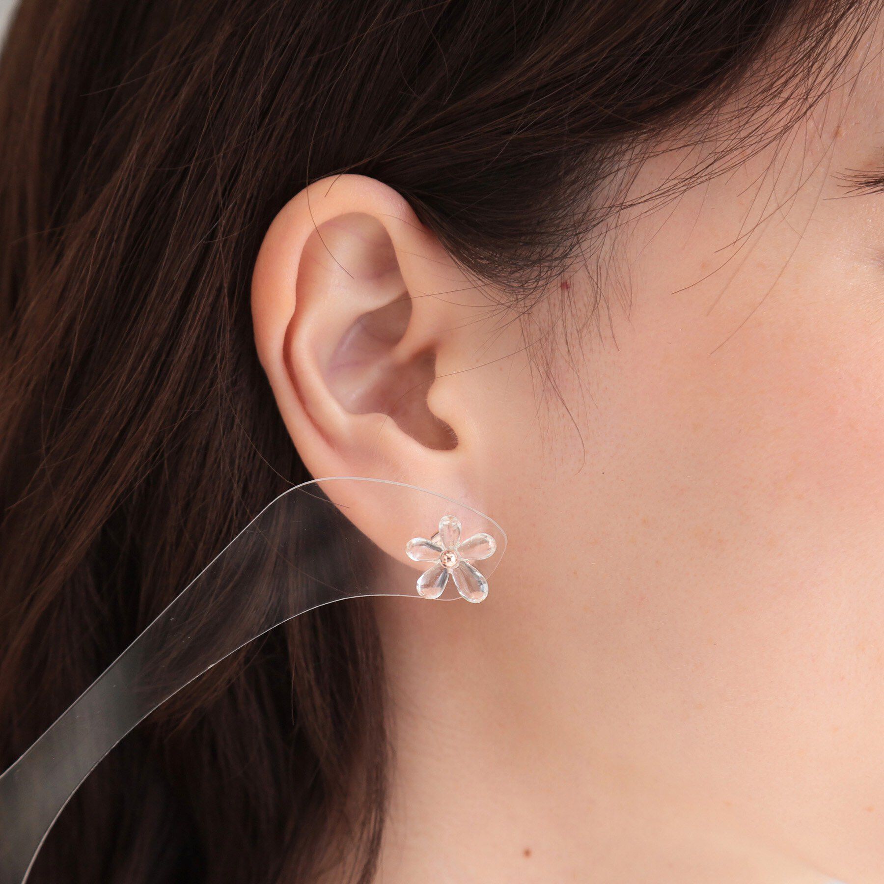 SHOO･LA･RUE「クリアフラワーピアス」|ピアス|