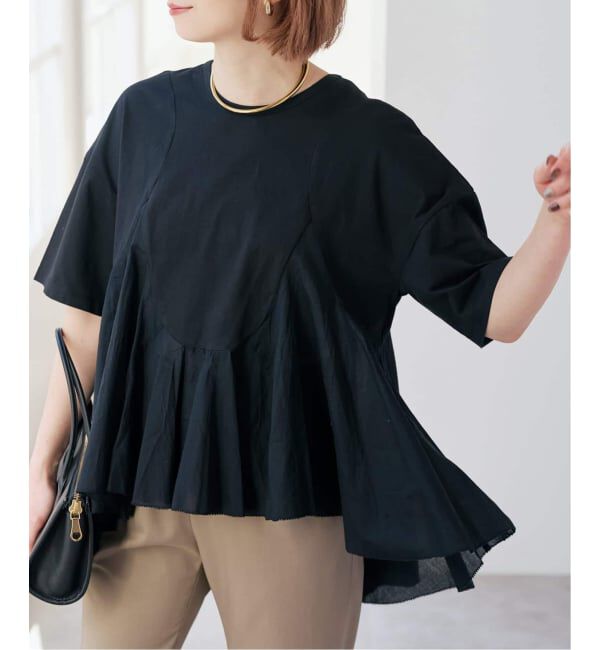 Spick and Span「《一部店舗+WEB限定 / 追加予約》AAYUSHI / アユーシ ペプラムラッフルTシャツ」|Tシャツ・カットソー|ブラック