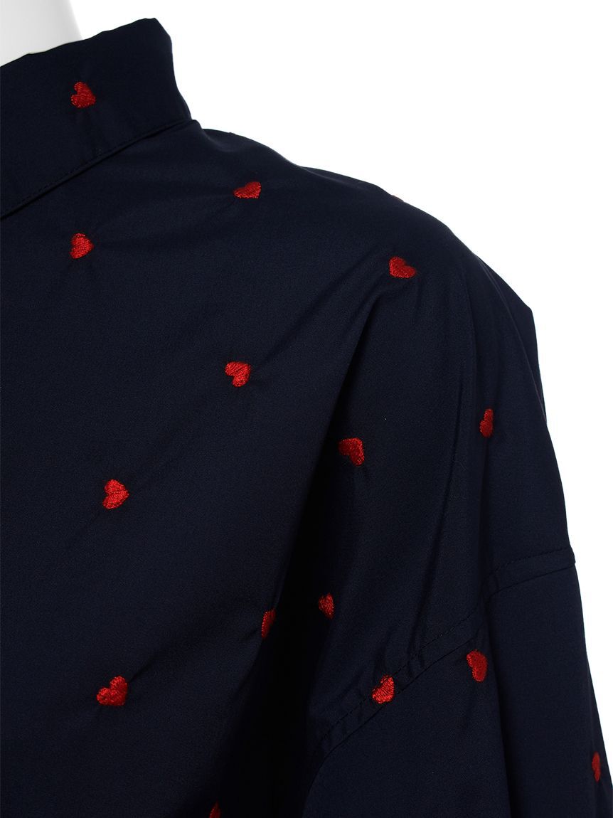 emmi atelier「【HEART】 ハート刺繍ベーシックシャツ」|シャツ・ブラウス|