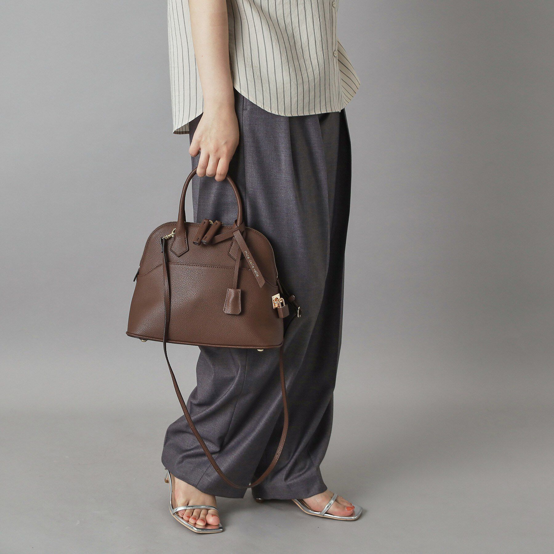 DRESSTERIOR「mica della valle（ミカデラヴァッレ）Katia ハンドバッグ」|ハンドバッグ|