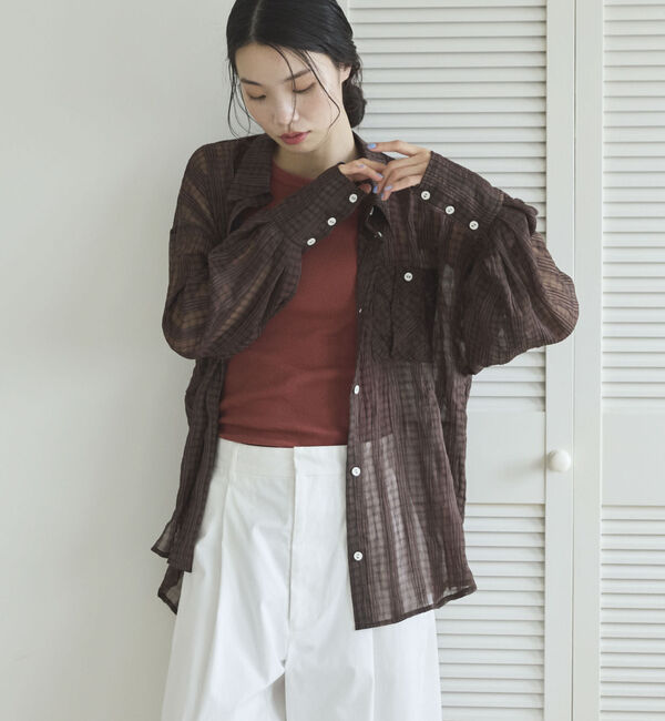 Doux archives「チェックシアーボリュームスリーブシャツ」|シャツ・ブラウス|BROWN
