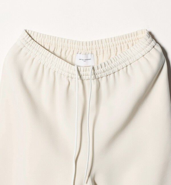 UNITED ARROWS「COMFY クロップド ワイドパンツ ホワイト ‐防汚 UVカット ウォッシャブル‐」|チノ|