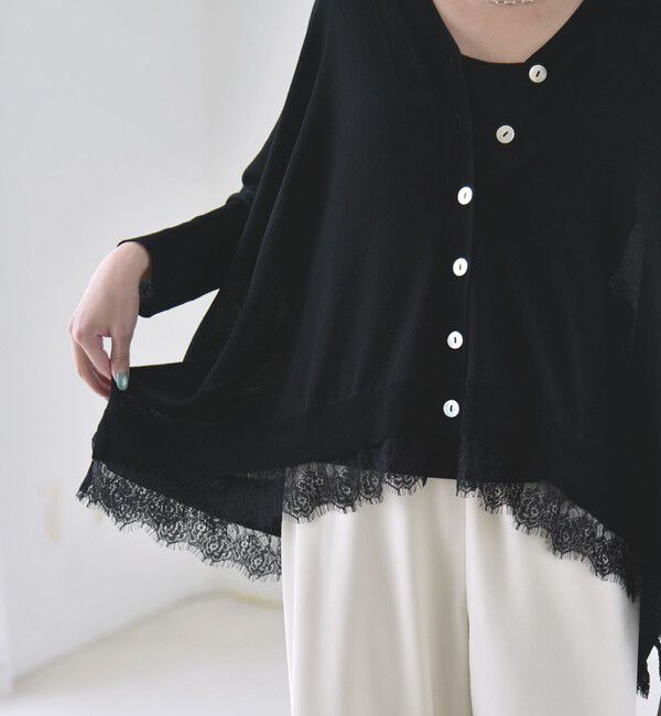 quaranciel「《予約》quaranciel:〈手洗い可能〉レース ヘム Vネック ポンチョ ニット カーディガン」|カーディガン|