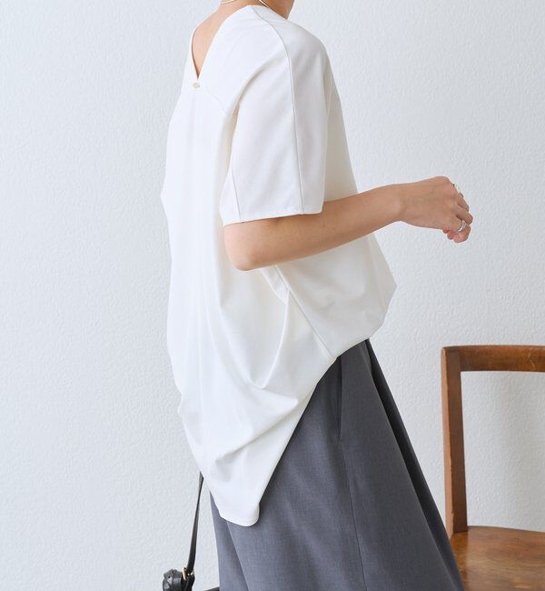  「予約【接触冷感/紫外線防止/セットアップ可】Vネックコクーンカットソー」|Tシャツ・カットソー|