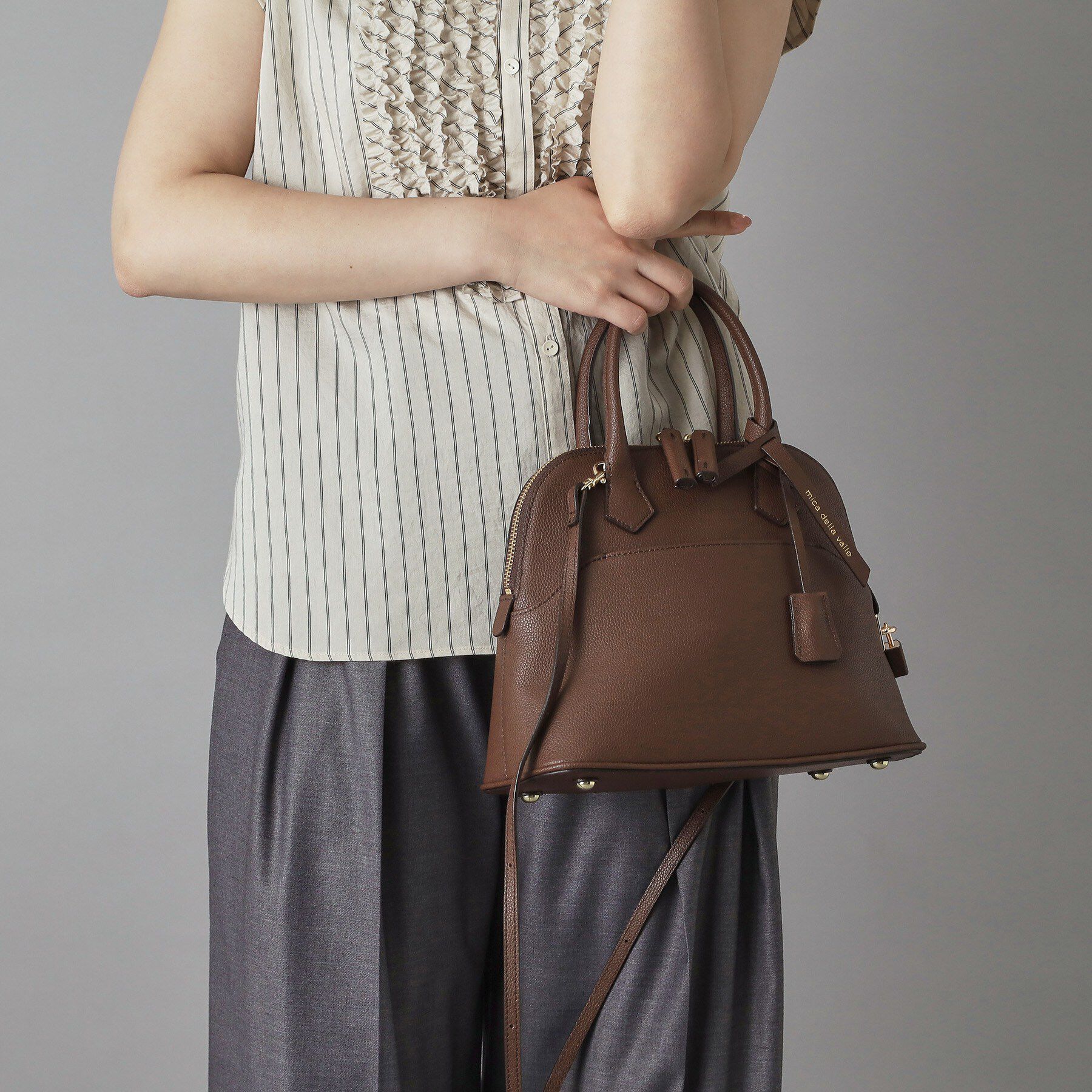 DRESSTERIOR「mica della valle（ミカデラヴァッレ）Katia ハンドバッグ」|ハンドバッグ|