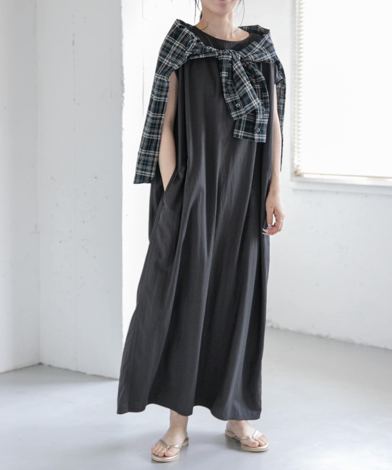 URBAN RESEARCH DOORS「FORK&SPOON　バックジップワンピース」|ワンピース|チャコールグレー