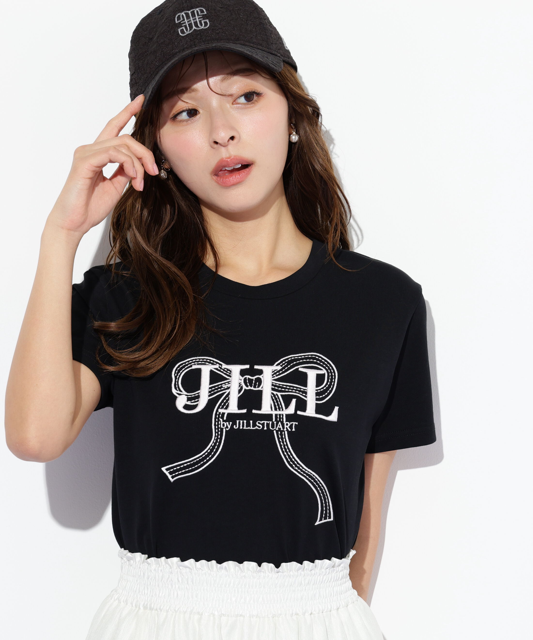  「ビッグリボンロゴ刺繍Tシャツ」|Tシャツ・カットソー|