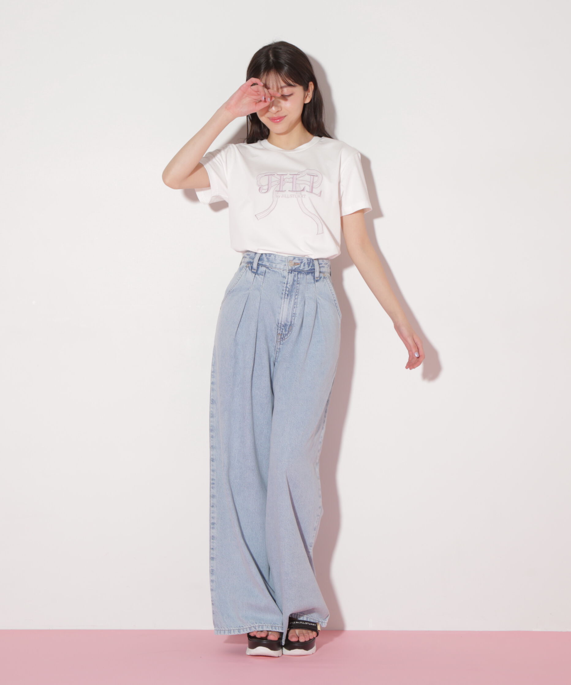  「ビッグリボンロゴ刺繍Tシャツ」|Tシャツ・カットソー|