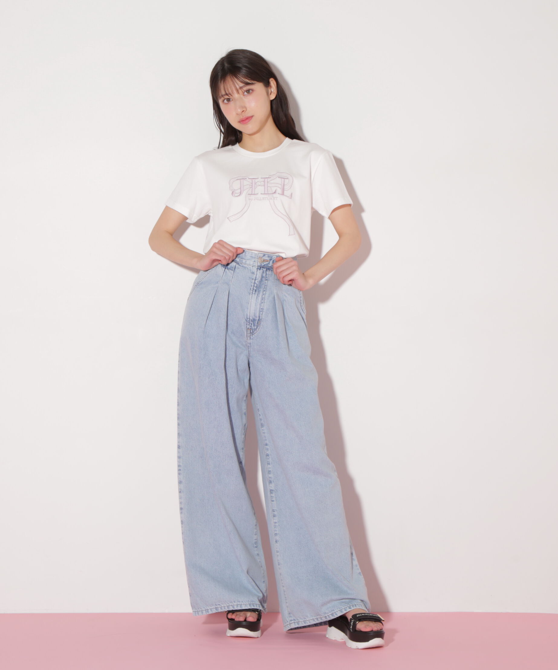  「ビッグリボンロゴ刺繍Tシャツ」|Tシャツ・カットソー|