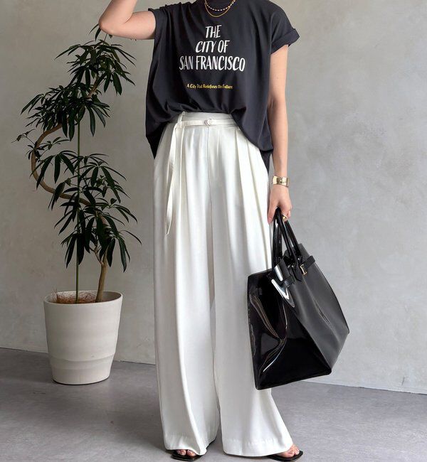  「【WEB限定】肩タックプリントTEE」|Tシャツ・カットソー|
