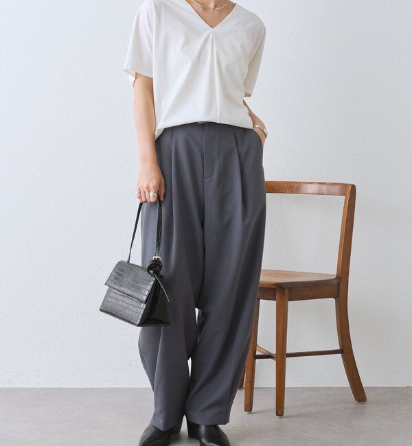  「予約【接触冷感/紫外線防止/セットアップ可】Vネックコクーンカットソー」|Tシャツ・カットソー|