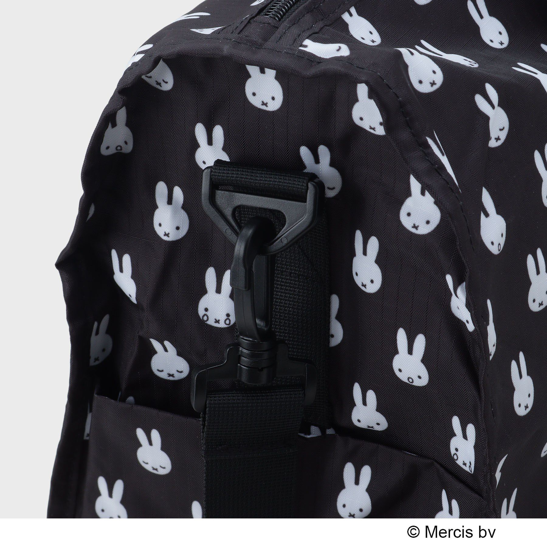 OPAQUE.CLIP「◆【miffy】総柄プリント折りたたみキャリーオンBIGトートバッグ」|ボストンバッグ|