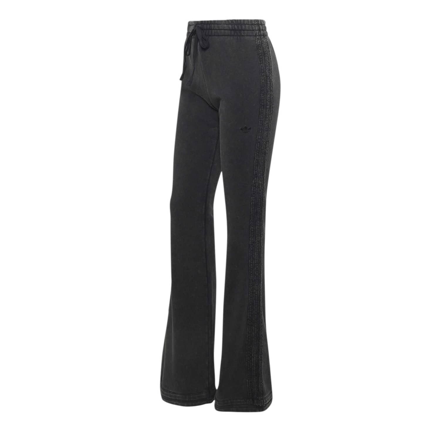 adidas「【ADIDAS ｳｪｱ】W SST BOOTCUT PANT」|チノ|