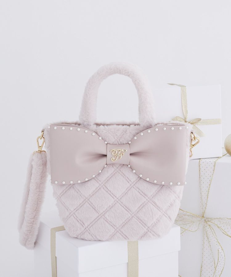 Maison de FLEUR「フェイクファーパールリボントートバッグ」|ハンドバッグ|