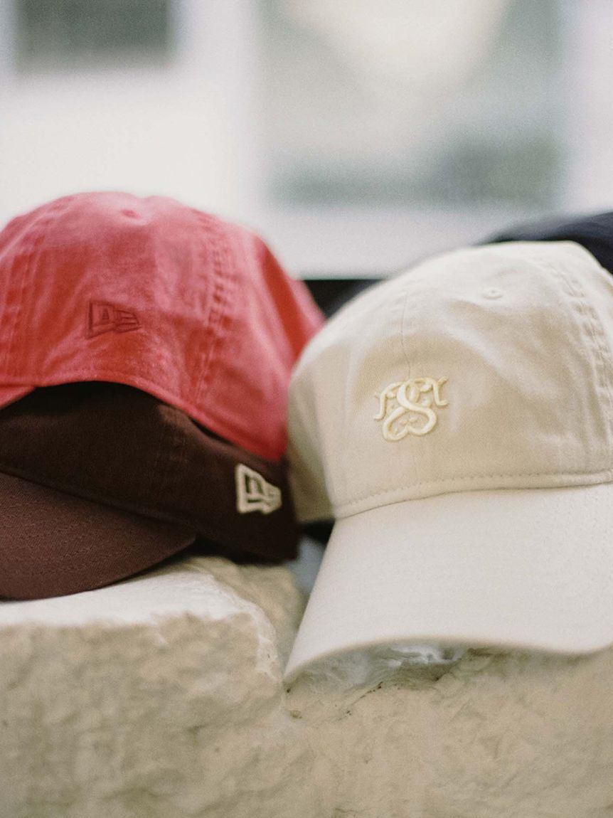 SNIDEL「【SNIDEL|NEW ERA(R)】コラボエンブレムキャップ」|キャップ・キャスケット|