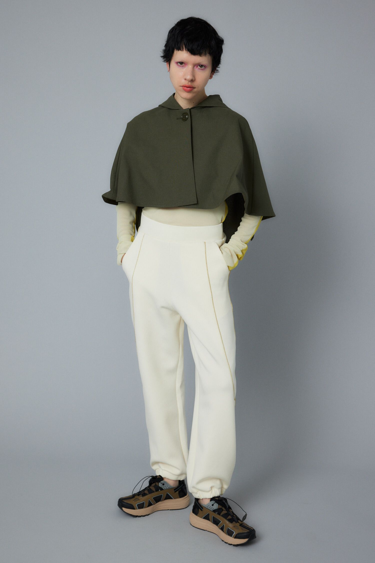 HeRIN.CYE「Back slit poncho」|その他|
