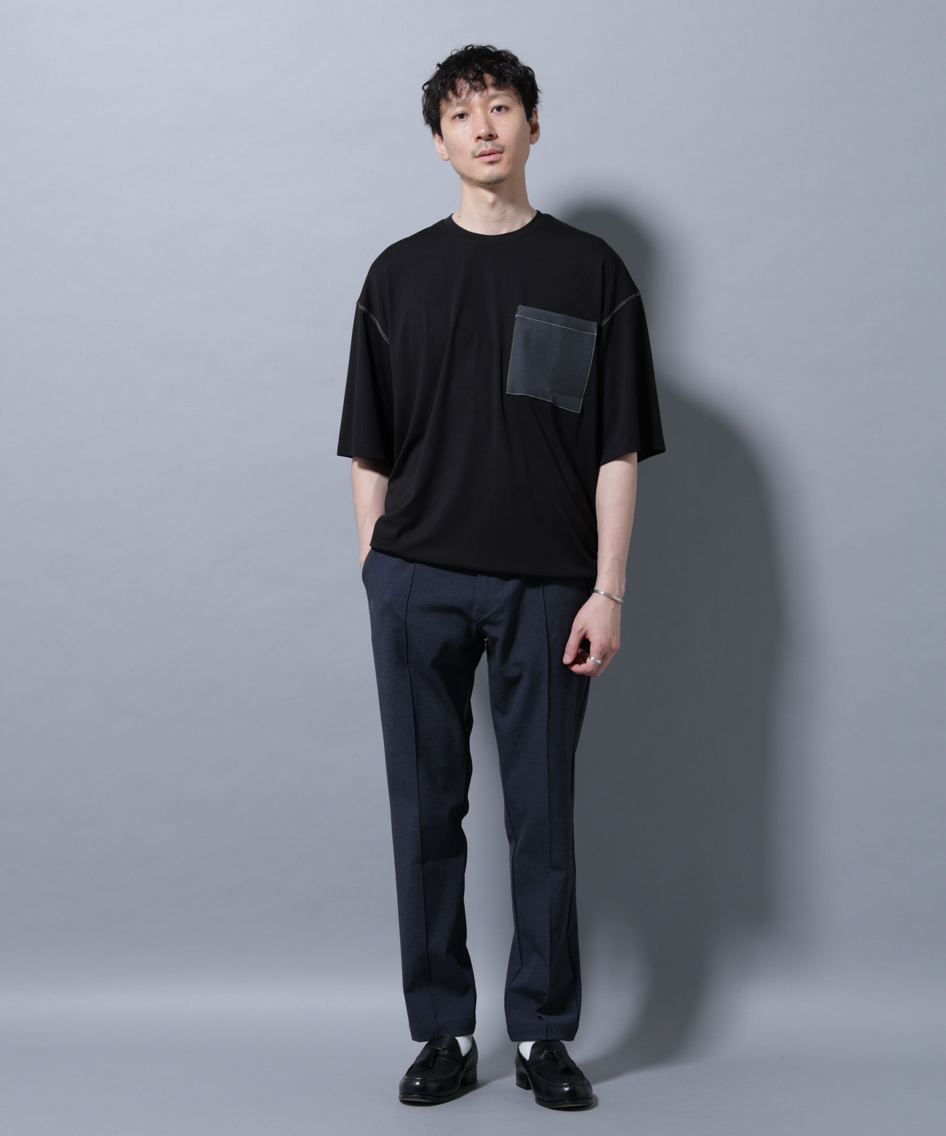 NANO universe「配色ステッチ フェイクスエードポケットTシャツ」|Tシャツ・カットソー|