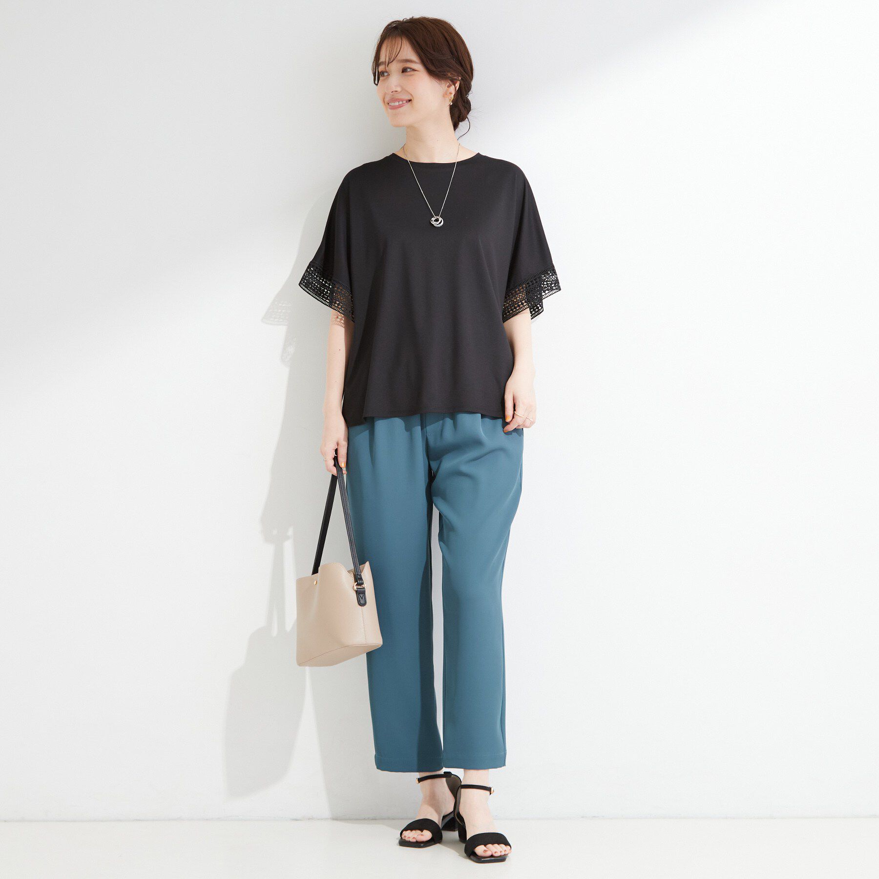 SHOO･LA･RUE「【ひんやり/UV】お袖レースが上品 ゆったりとろみトップス」|Tシャツ・カットソー|