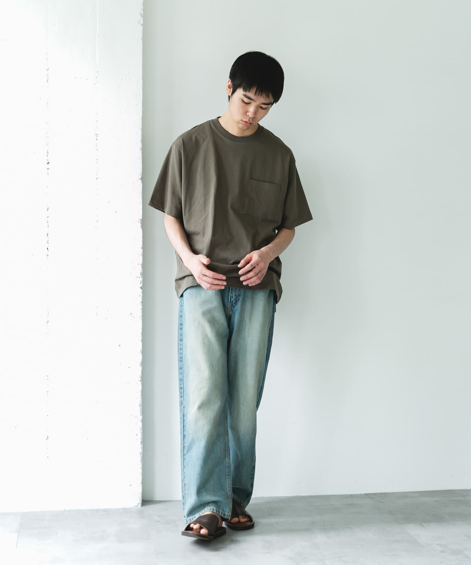 URBAN RESEARCH DOORS「SHAPE BACK クルーネック Tシャツ」|Tシャツ・カットソー|