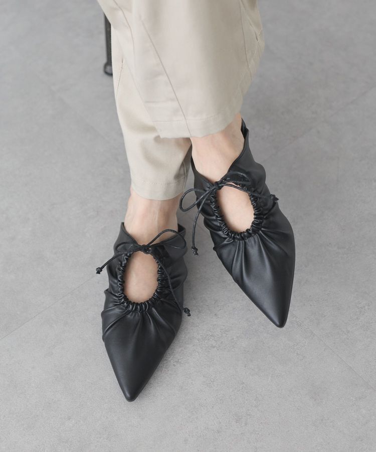 earth music&ecology「レースアップギャザーポインテッドミュール」|その他|Black