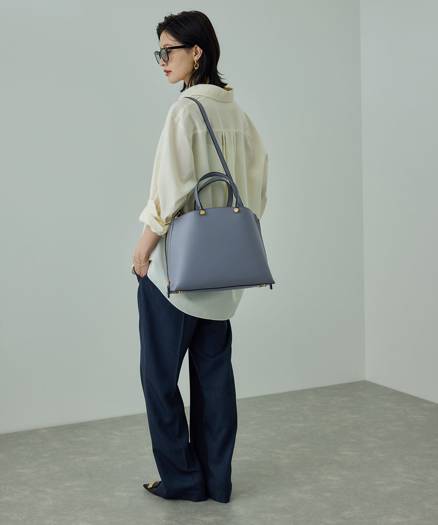 ROPE「【E'POR】Y BAG Medium【軽量】【25AW】」|ショルダー・メッセンジャー|