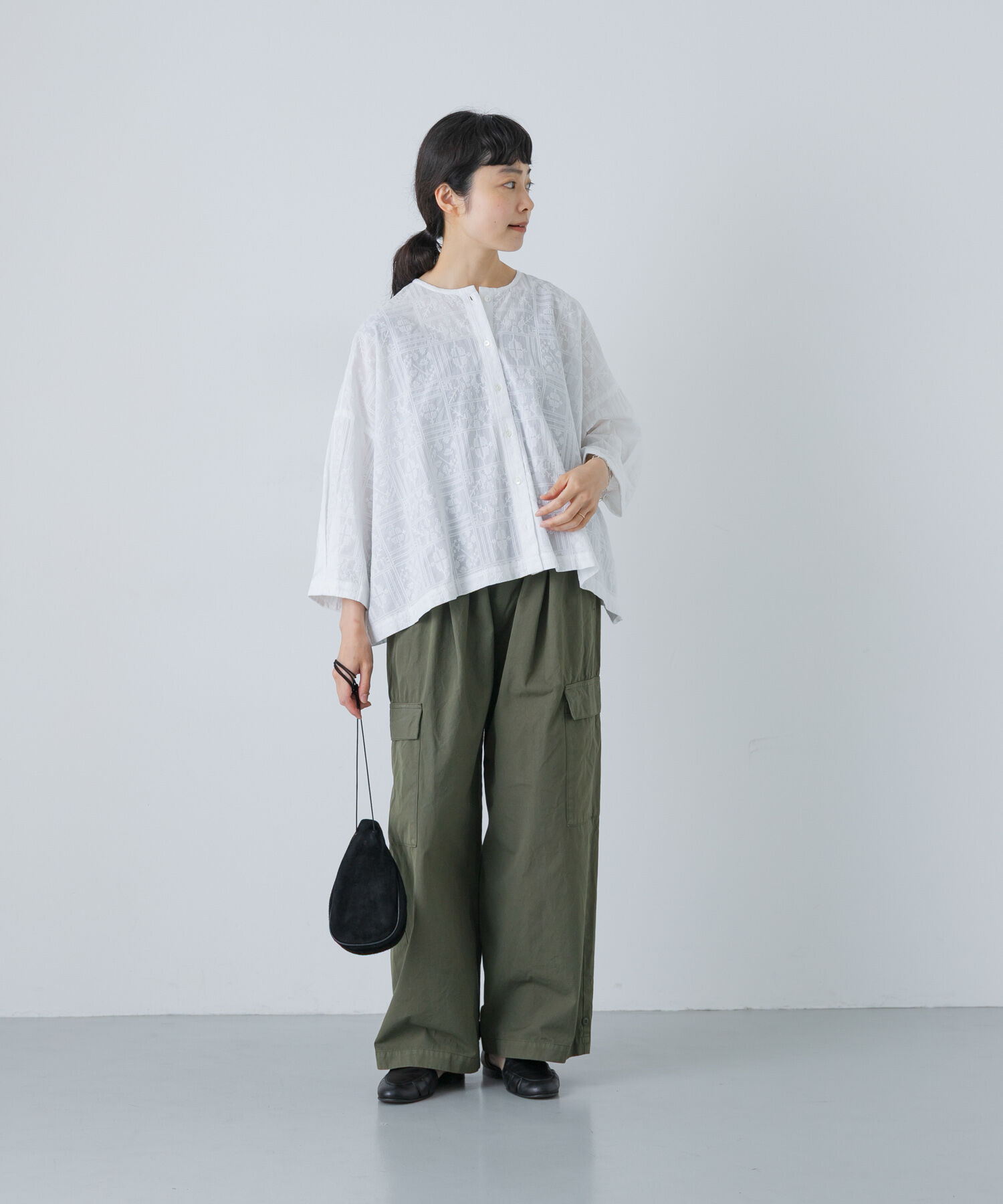 かぐれ「コットンクロス刺しゅうワイドシャツ」|シャツ・ブラウス|