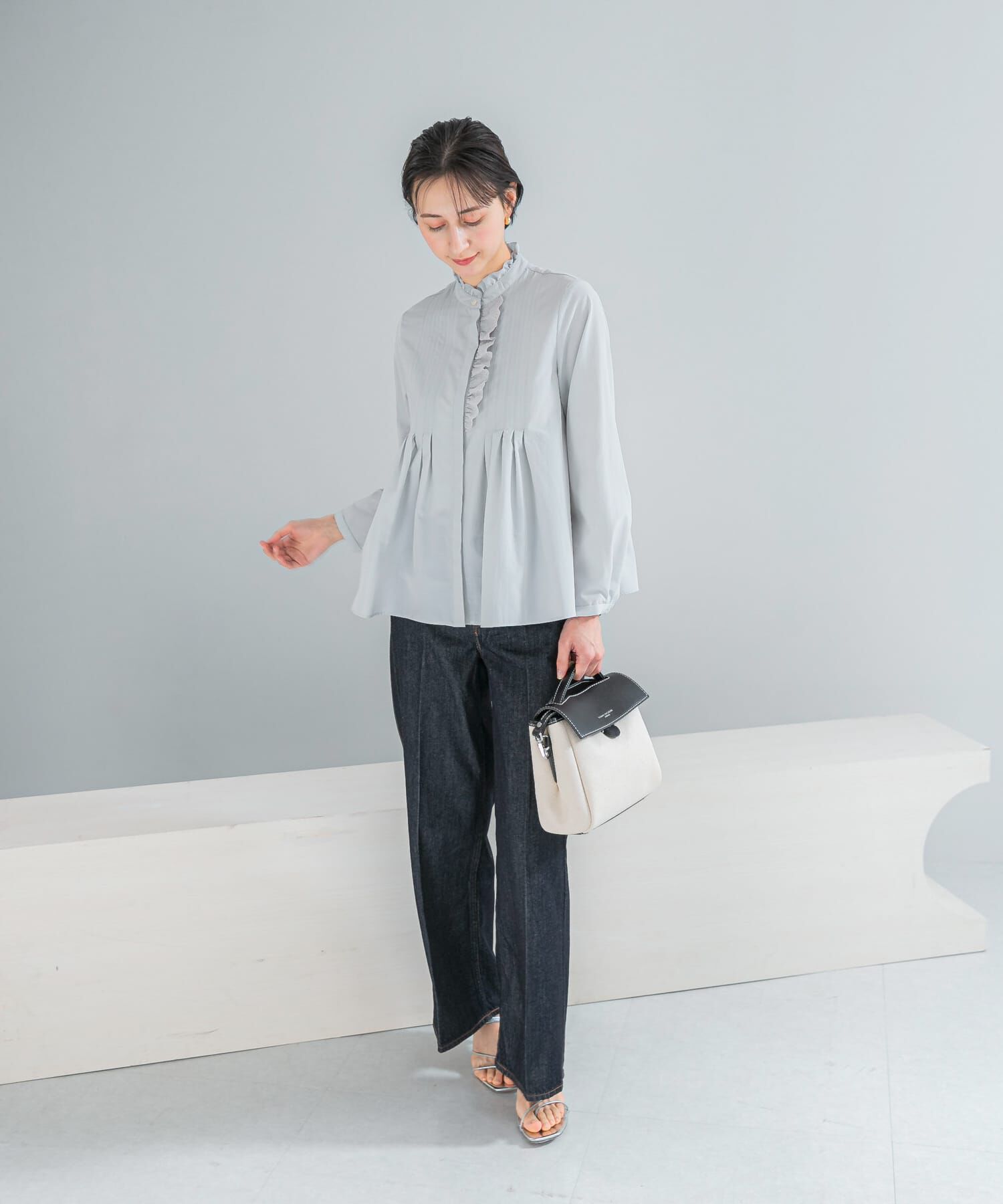URBAN RESEARCH ROSSO「『WEB限定』フリルネックレースデザインシャツブラウス」|シャツ・ブラウス|