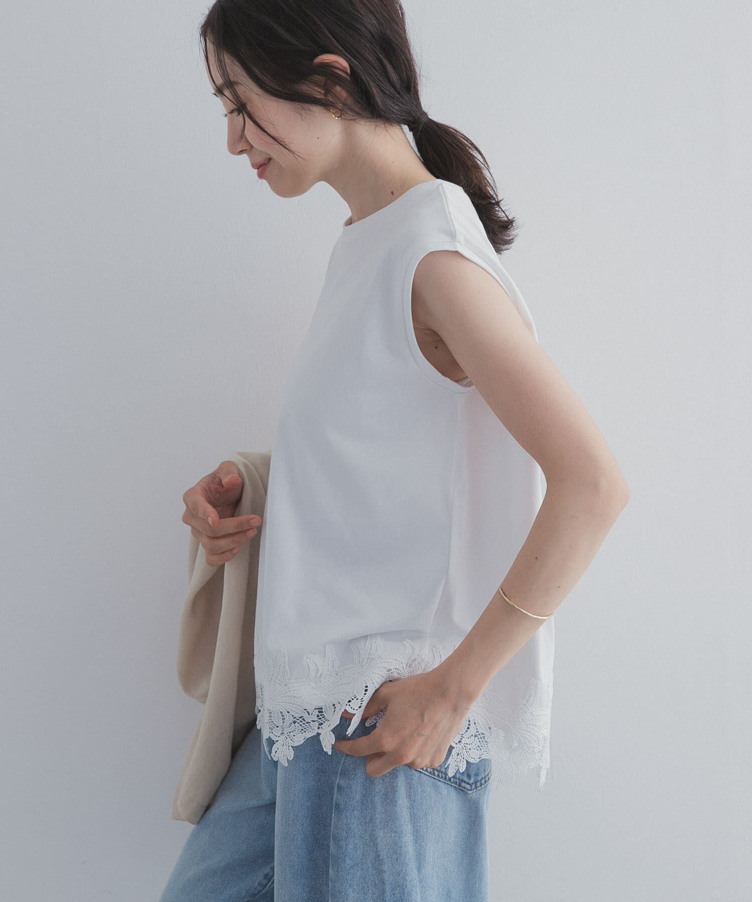 URBAN RESEARCH DOORS「裾レースノースリーブプルオーバー」|Tシャツ・カットソー|