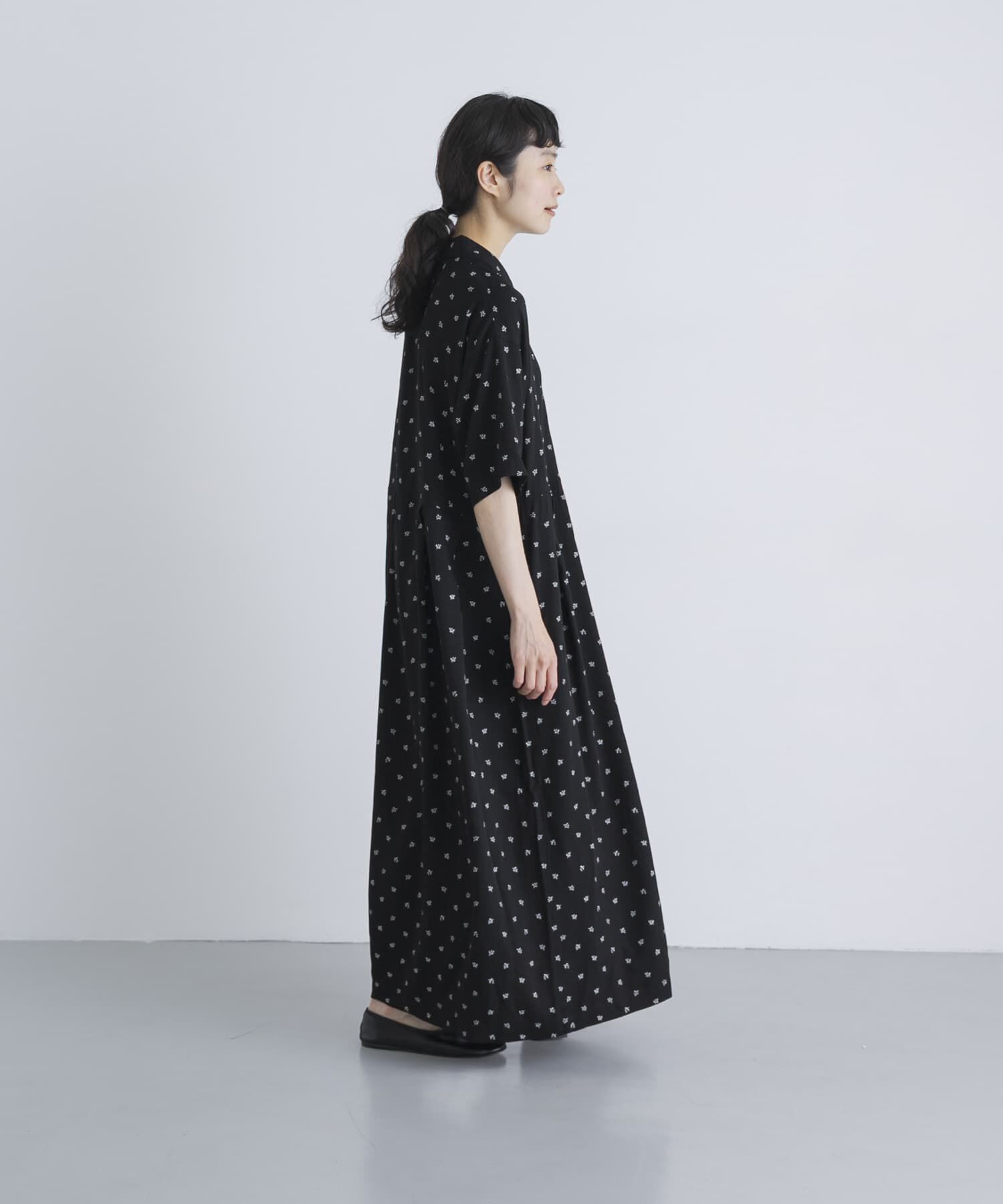 かぐれ「『2サイズ展開』レーヨンモノトーンプリントワンピース」|ワンピース|
