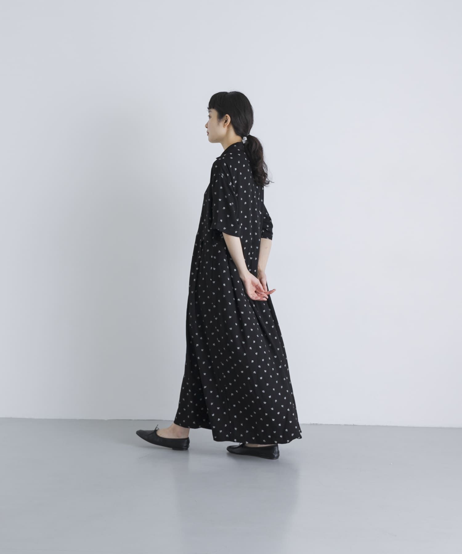 かぐれ「『2サイズ展開』レーヨンモノトーンプリントワンピース」|ワンピース|