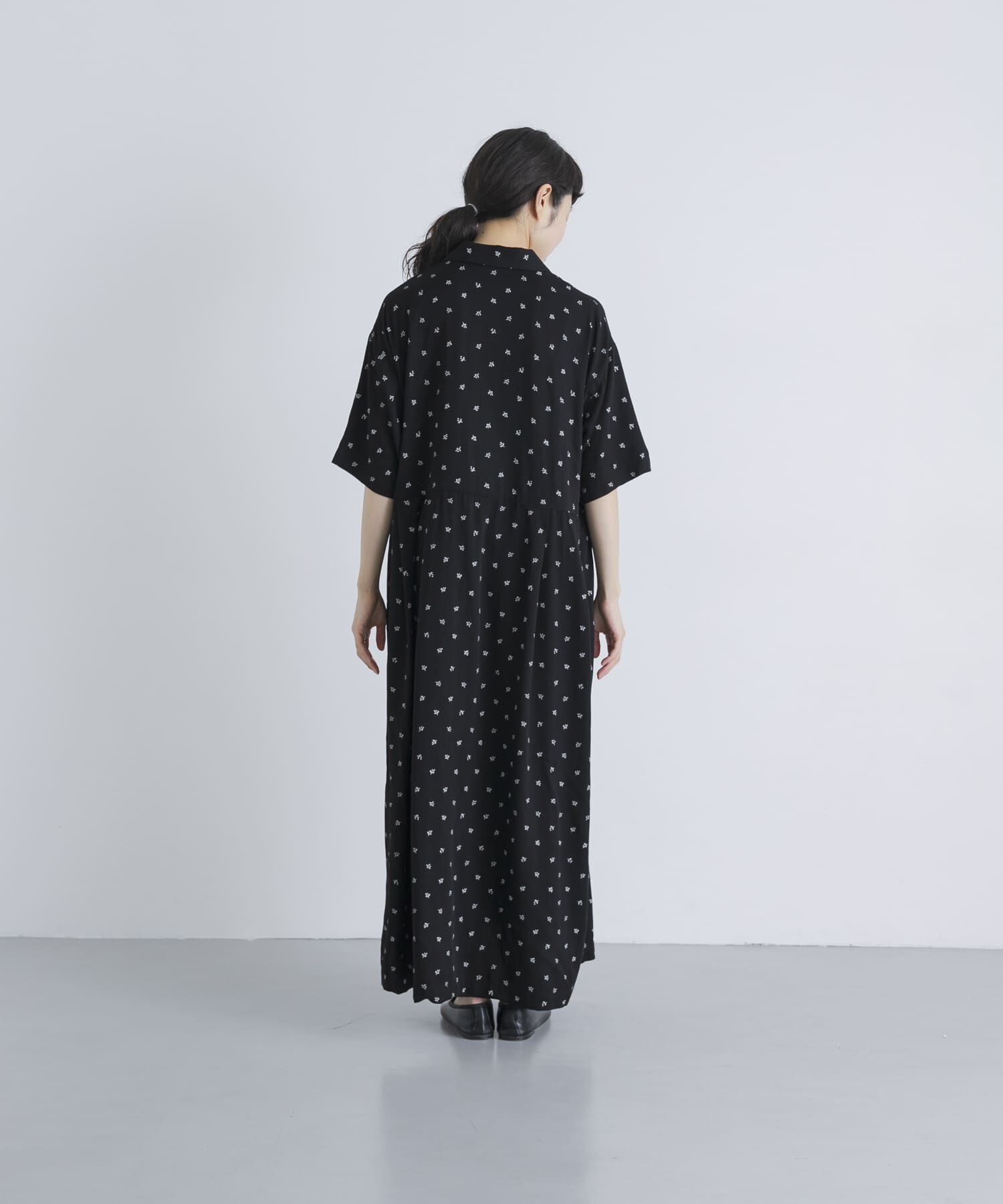 かぐれ「『2サイズ展開』レーヨンモノトーンプリントワンピース」|ワンピース|