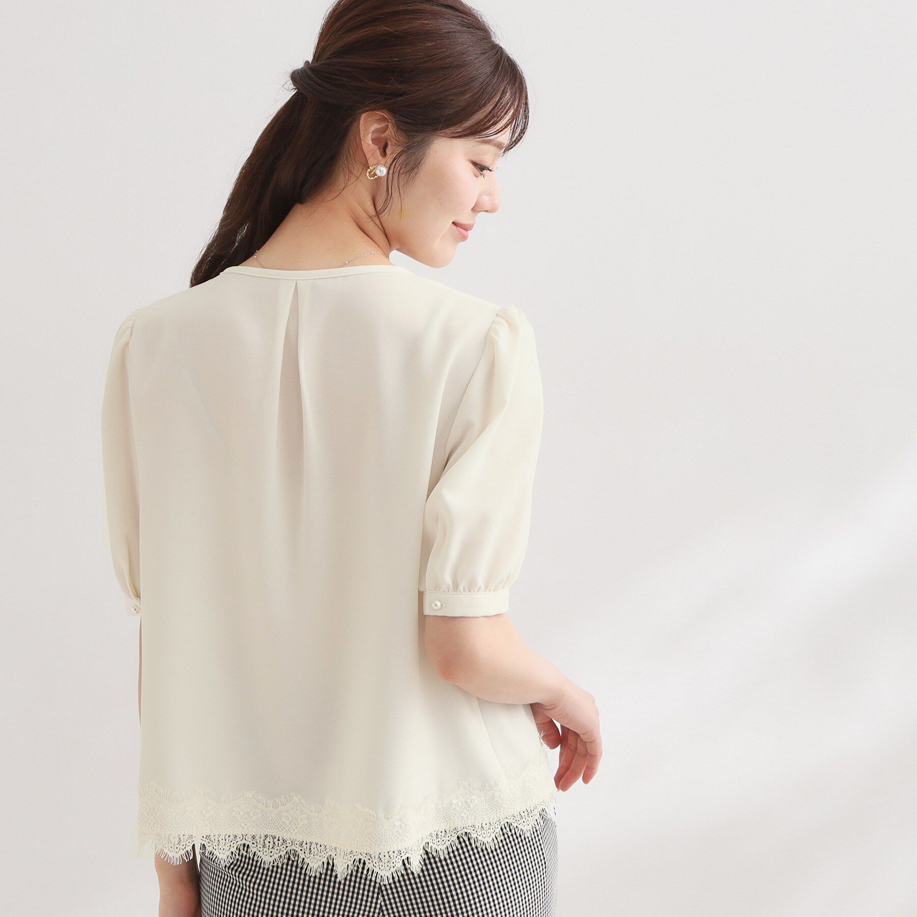 Couture broach「【洗える】ピンタック 裾レース ブラウス」|シャツ・ブラウス|