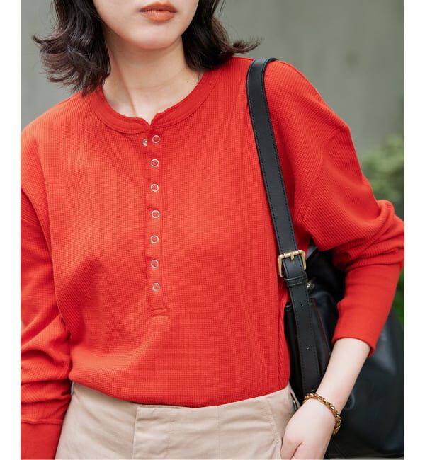 SLOBE IENA「《予約》HANES/ヘインズ SLOBE別注 ヘンリーネックワッフル ロンTEE」|Tシャツ・カットソー|レッド