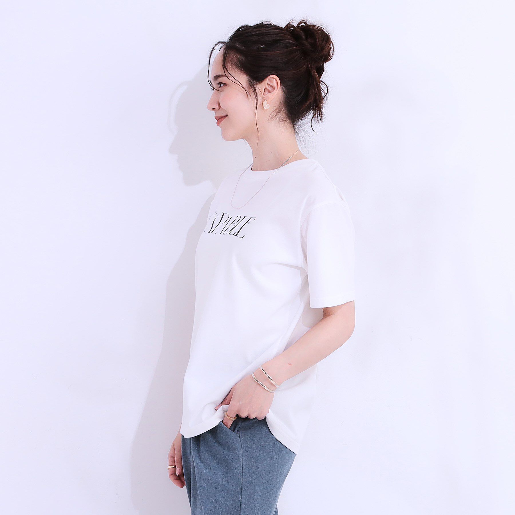 SHOO･LA･RUE「【S-LL/ひんやり/UV】汗をかいても気になりにくい グラフィックTシャツ」|Tシャツ・カットソー|