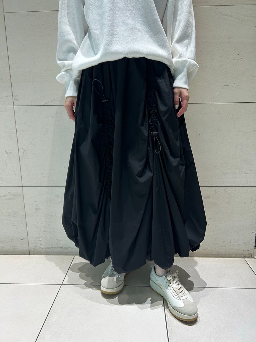 emmi atelier「ドロストバルーンスカート/撥水」|スカート|BLK