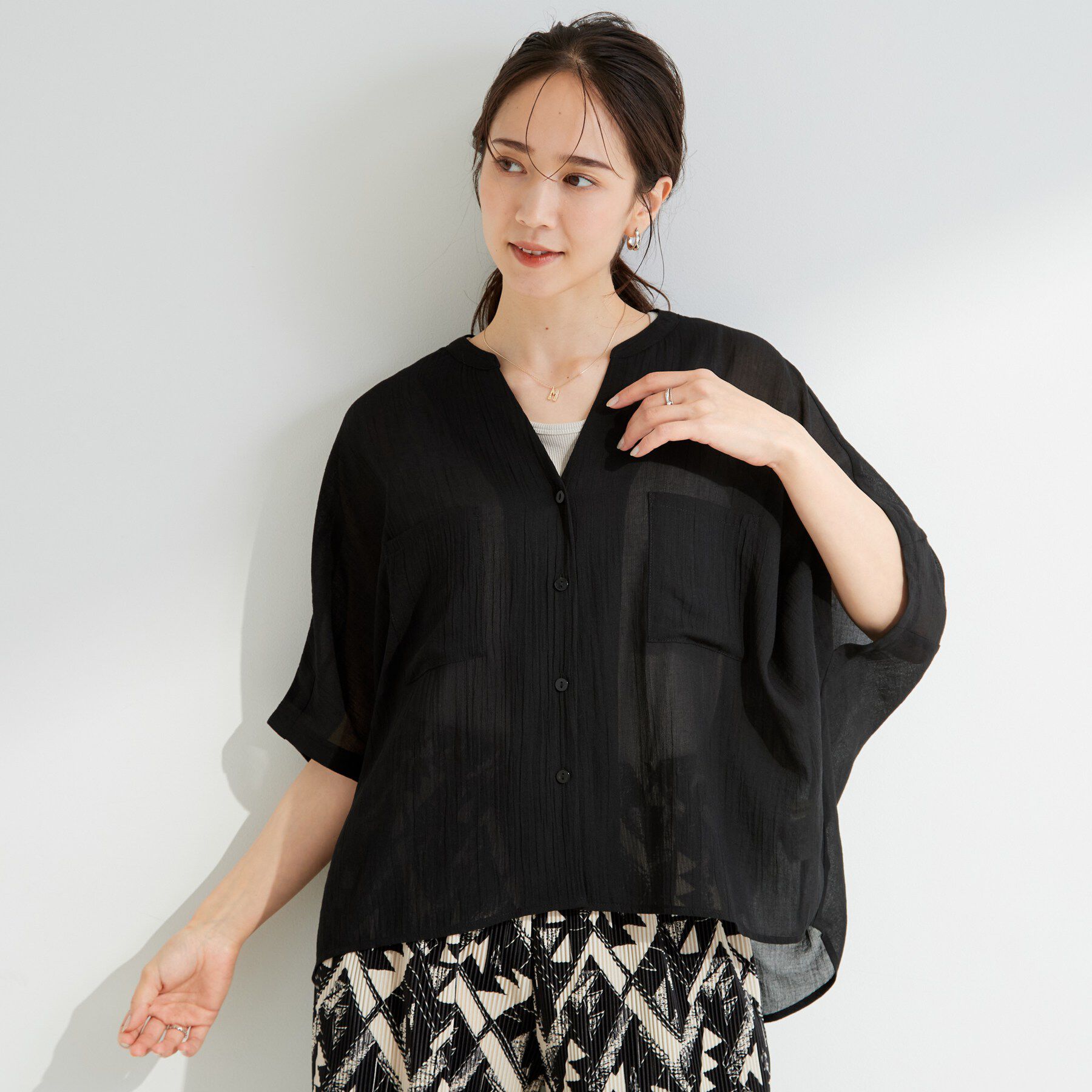 SHOO･LA･RUE「【洗濯機可】ナチュラルな風合いが魅力 シアードルマンブラウス」|シャツ・ブラウス|