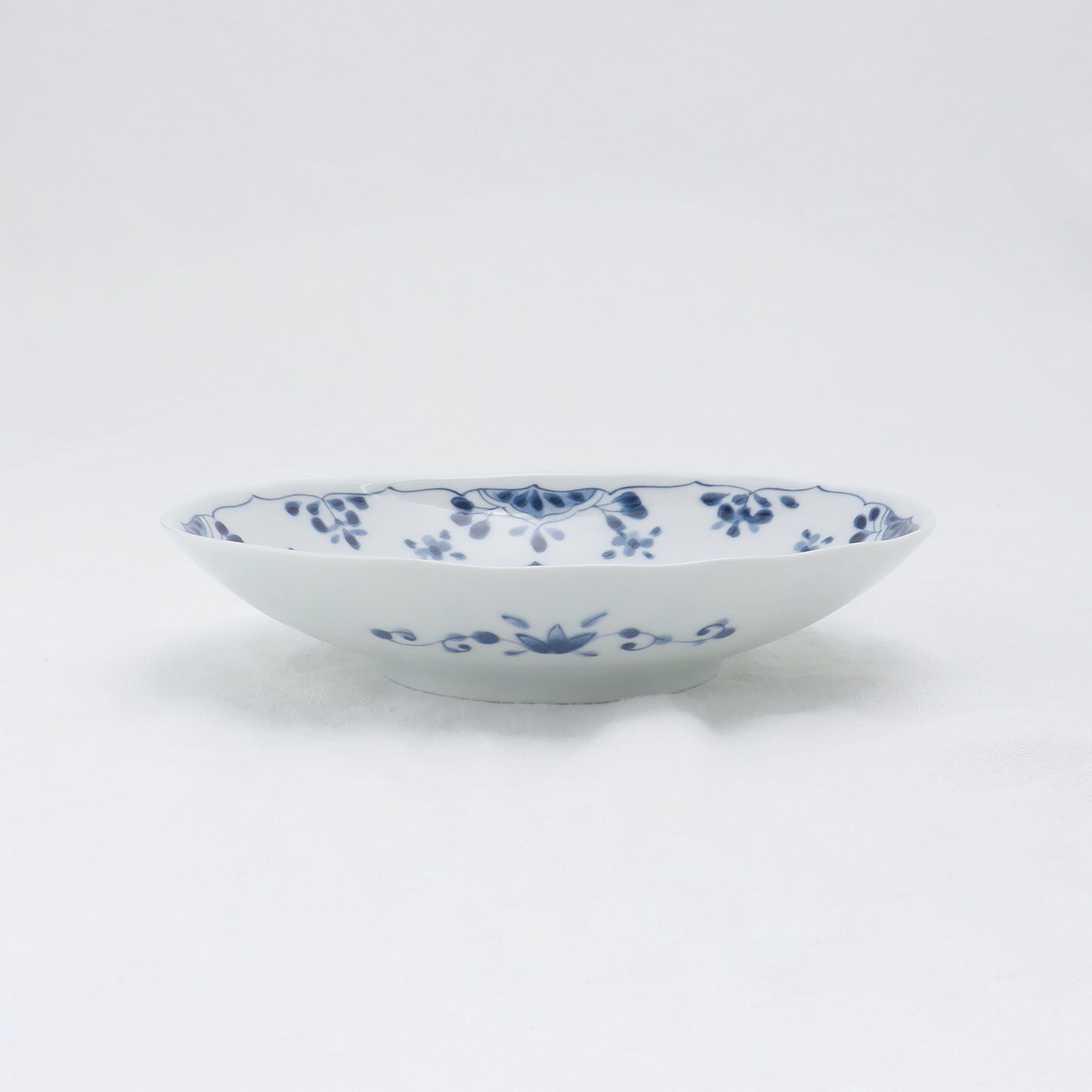 212 KITCHEN STORE「藍凛堂 60楕円深皿 菱紋唐草」|食器・キッチングッズ|