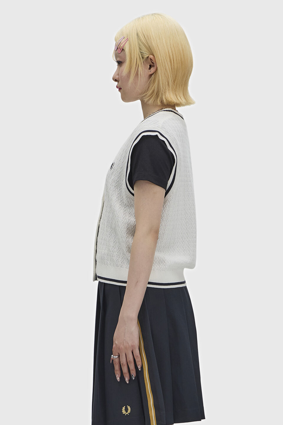 FRED PERRY 「Button Through Textured Knit Tank／ボタンスルーテクスチャーニットベスト」|タンクトップ|