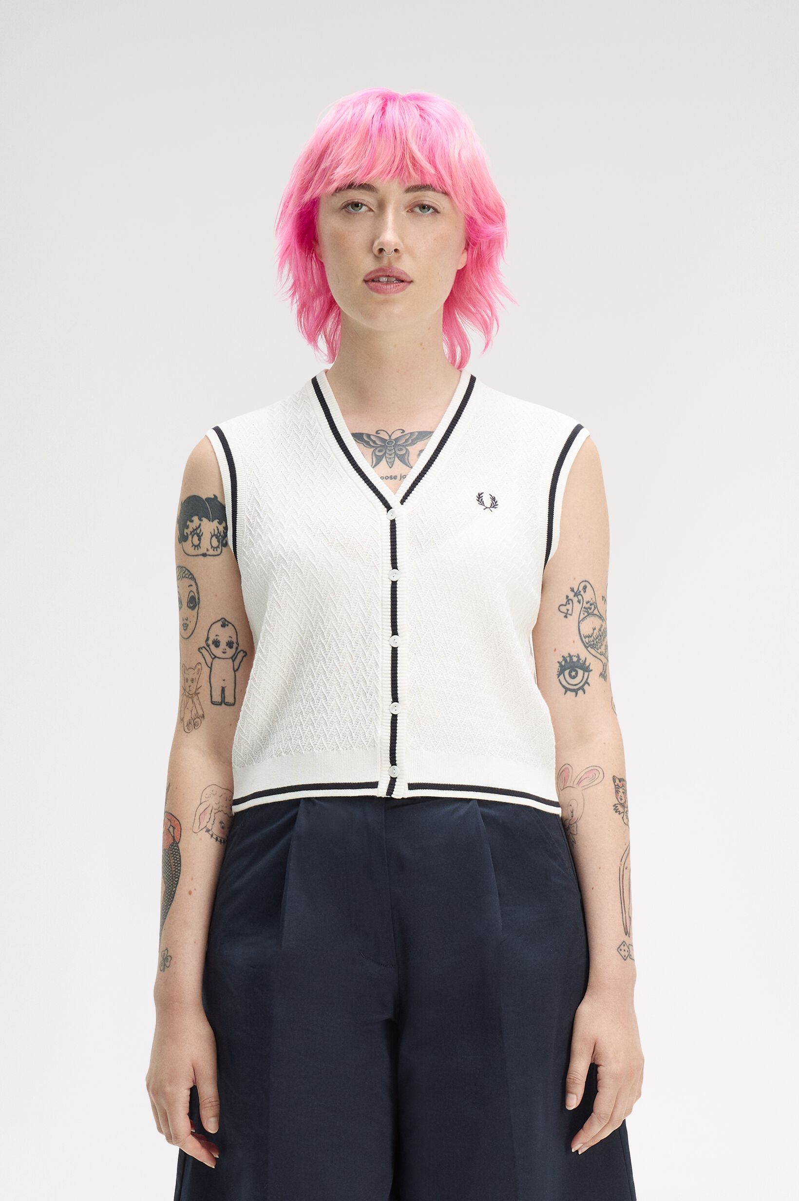 FRED PERRY 「Button Through Textured Knit Tank／ボタンスルーテクスチャーニットベスト」|タンクトップ|