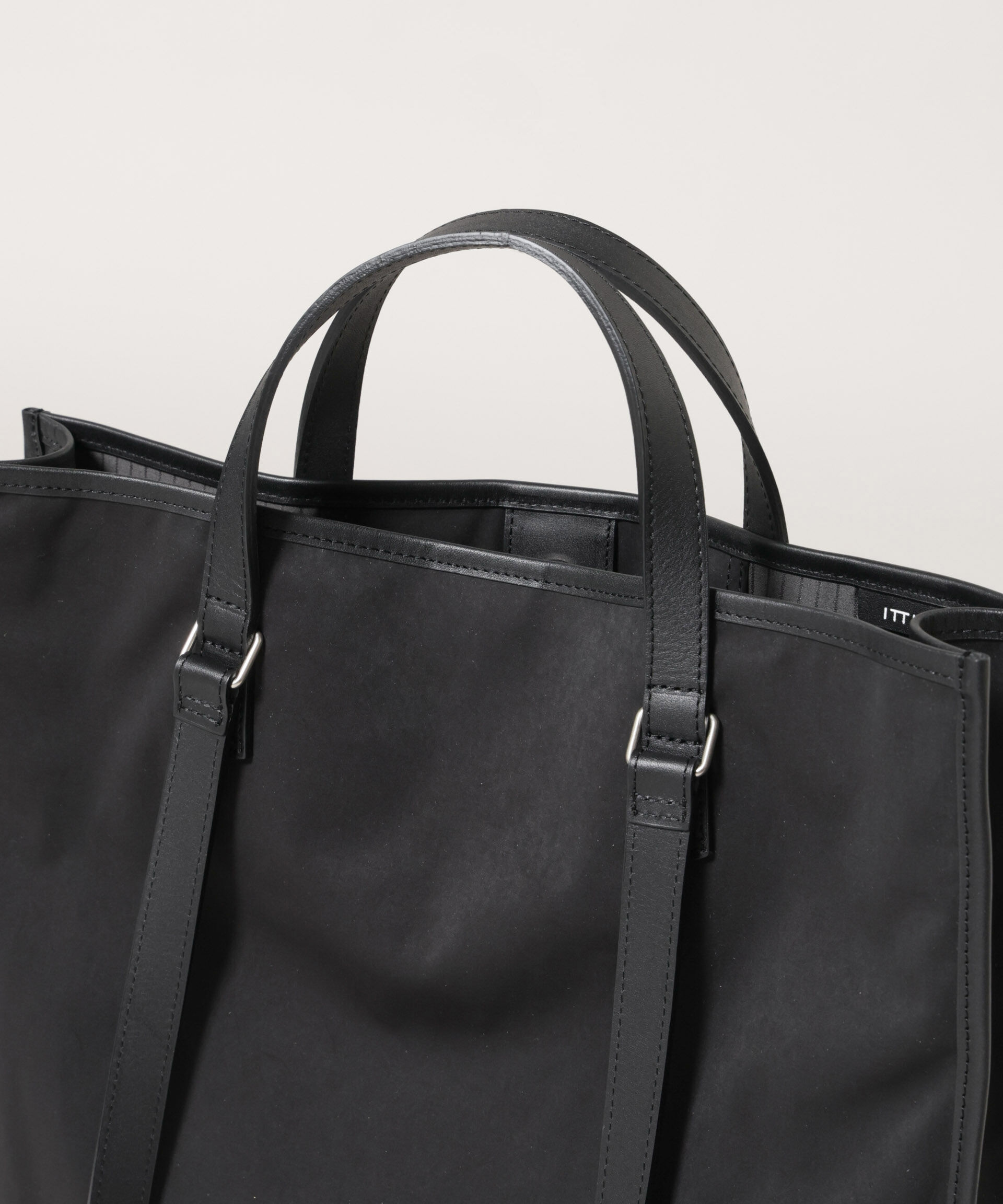 NANO universe「ITTI/別注 2HANDLE TOTE / ミリクロス」|ショルダー・メッセンジャー|