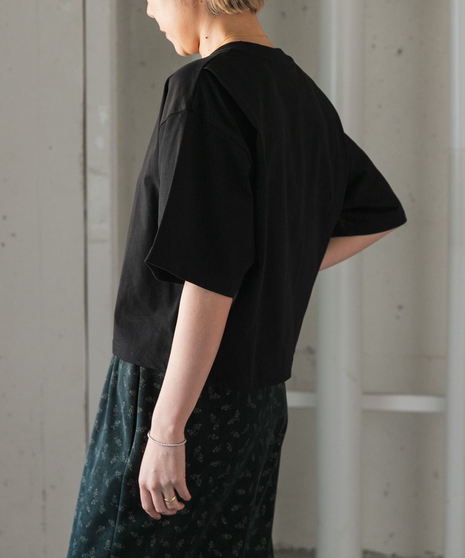 URBAN RESEARCH DOORS「FORK&SPOON　ショルダータックTシャツ」|Tシャツ・カットソー|