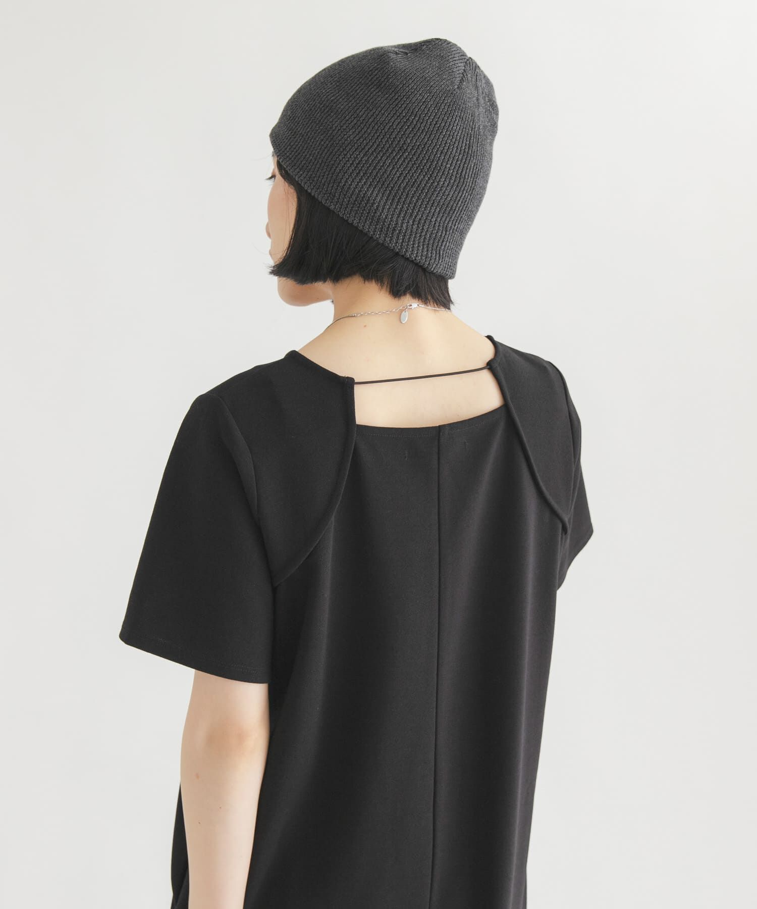  「バックデザインカットワンピース」|ワンピース|