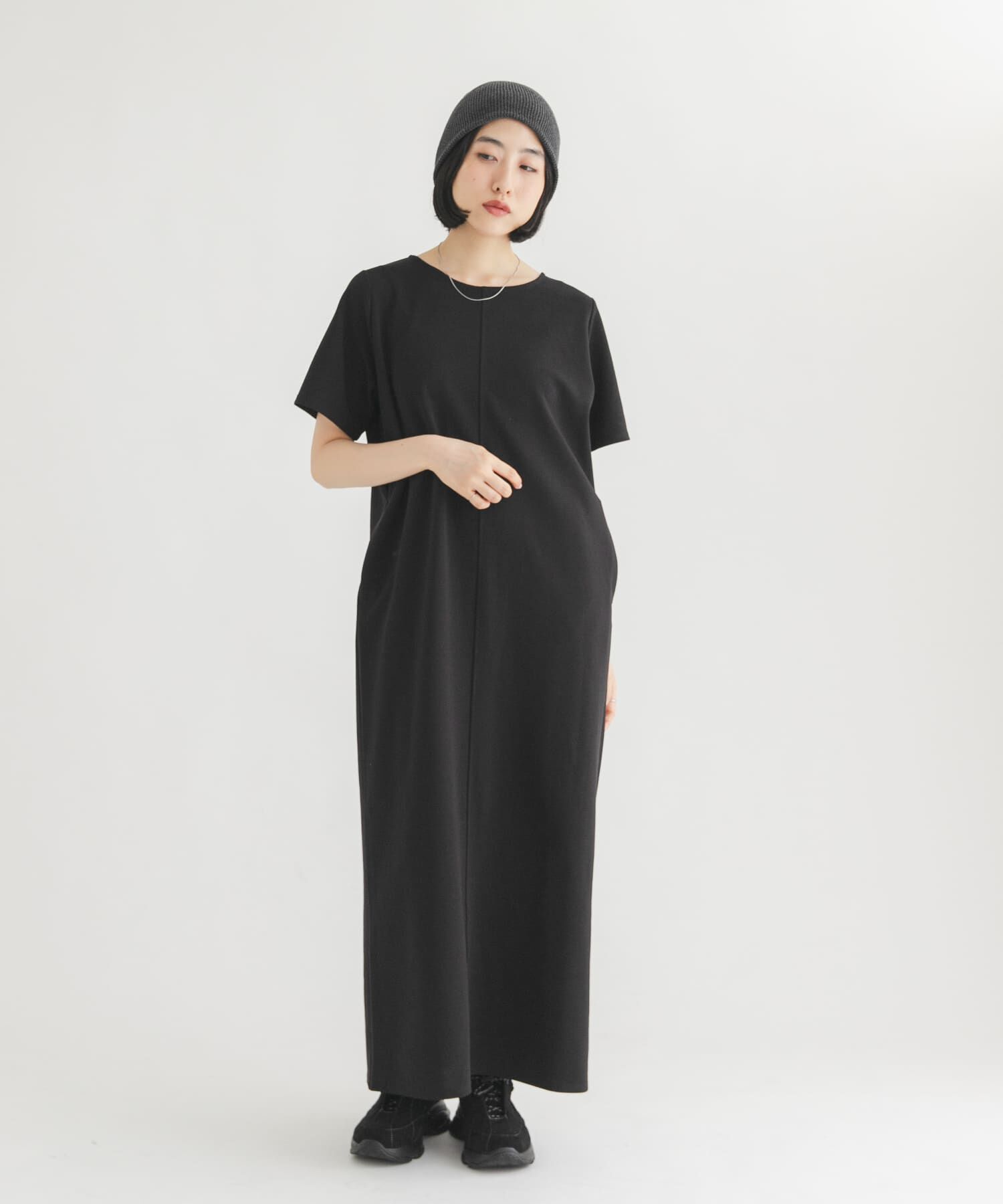  「バックデザインカットワンピース」|ワンピース|