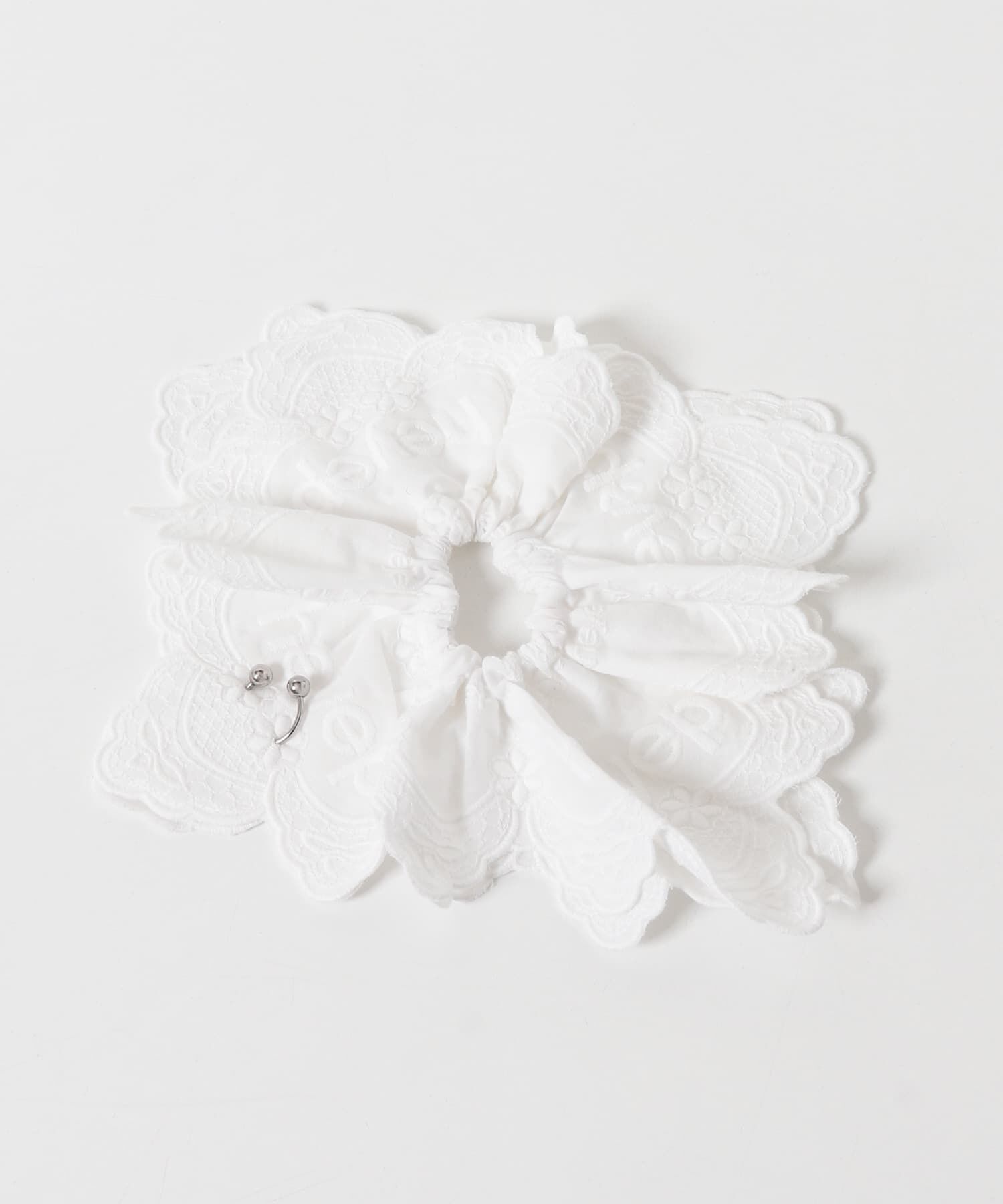 URBAN RESEARCH ROSSO「heyep　PIERCED LACE SCRUNCHIE」|ヘアゴム・シュシュ|ホワイト